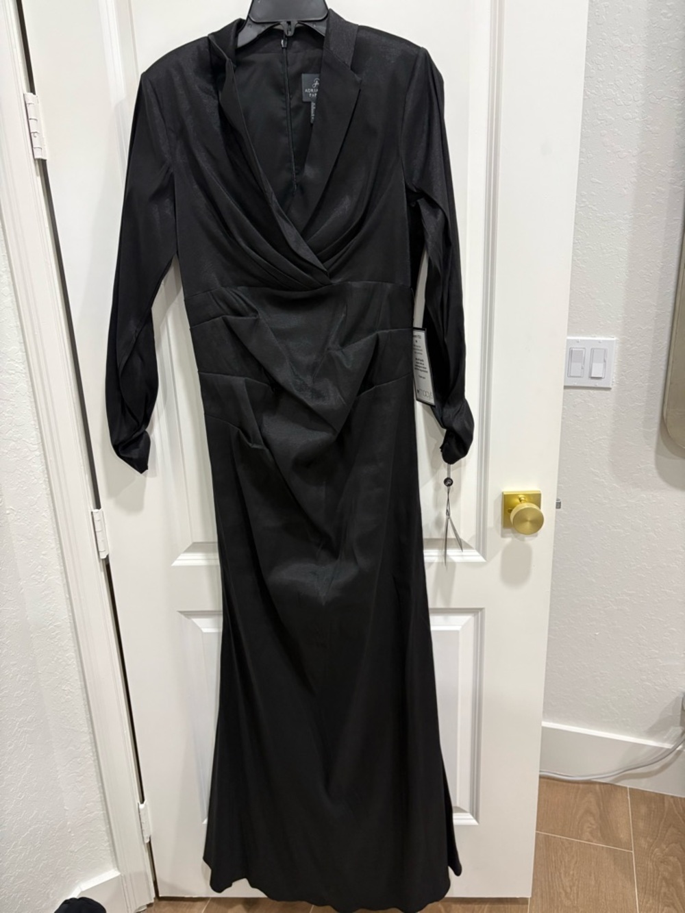 Adrianna Papell Black Draped V-Neck Long Sleeve Maxi Gown